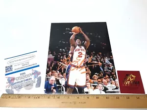 Larry Johnson Hand Signed Autographed 8x10 New York NBA HOF Star Photo COA - Picture 1 of 6