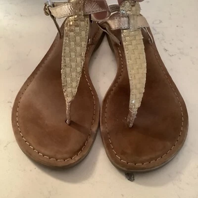 Lazamani Womens Gladiator Sandals Gold 39 Leather T-strap Buckle Closure - Image 1 of 4