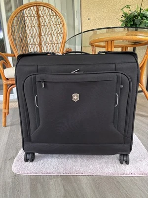NEW Victorinox Werks 6.0 Deluxe Wheeled Garment Bag - Black - Image 1 of 4