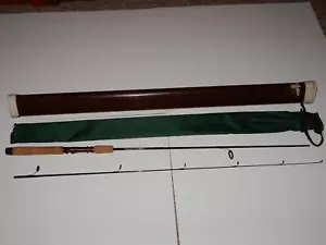 VINTAGE 1983 FENWICK 6FS 64 6' 6" GRAPHITE SPNNING 2 PIECE ROD, SOCK & CASE - Picture 1 of 4