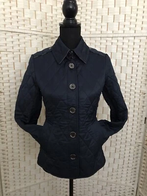 Blazer Burberry Brit M Nuevo Azul Marino Acolchado Metal Cuello Botón Bolsillos  Foto 1 de 4