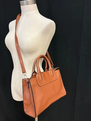 London Fog 橙色斜挎包带可拆卸肩带 — 第 1/4 张图片