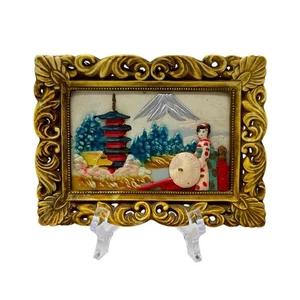 Vintage Japan Zelluloid Kunststoff 7" 3-D Bilder Wandrahmen Geisha Berg Fuji Pagode - Bild 1 von 6