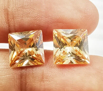 12.00 Ct Pair Peach Pink Zircon Princess Cut Loose Gemstones 8.90x8.90x5.15 MM - Image 1 of 4