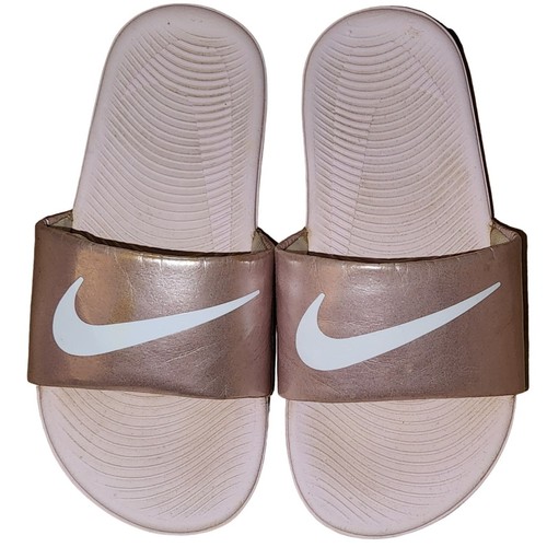 Sandali Nike Slides rosa rosa 1 giovane 819353 603 rosa metallizzato morbidi