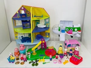 Peppa Pig House Paquete con Figuras, Plano Parque Infantil Juego - Imagen 1 de 15