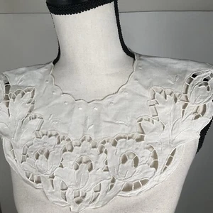 LACE COLLAR 1900s Edwardian IVORY Battenberg HOOK NECK Peasant COTTAGECORE - Picture 1 of 9