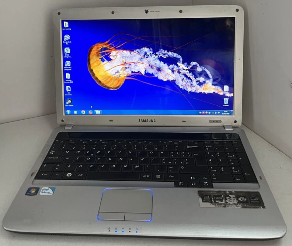 Notebook Samsung NP-R530 - Windows 7 Home Premium - HHD 250 GB - 2GB RAM - Immagine 1 di 4