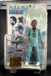 Original Miami Vice Detective "Rico" Ricardo Tubbs Blue Suit Mezco 2006 Unopened - Picture 1 of 10