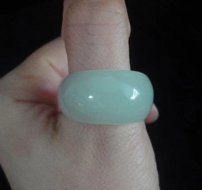 Anillo de dedo de jade nefrita natural tallado a mano chino antiguo grande de 22 mm Foto 1 de 4