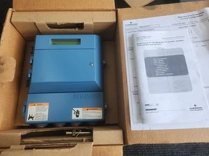 Emerson Rosemount Magnetic 8712 Flowmeter 8712ESR1A1N0M4 (NEW) - Picture 1 of 6