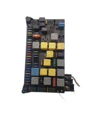 Fuse Box Engine 163 Type ML500 Fits 98-05 MERCEDES ML-CLASS 1225200 - Image 1 of 4