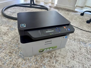 Używana Samsung M2070W Wielofunkcyjna bezprzewodowa drukarka laserowa Xpress Mono 2416 wydruków - Zdjęcie 1 z 7