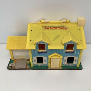Vintage Fisher Price Play Family House People and Accessories S#557