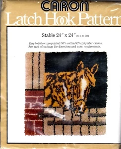 Latch Hook Printed Canvas Pattern Caron-Stable 24" x 24" - Picture 1 of 2