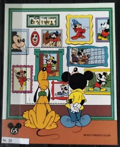 DD2.35 St.Vincent Grenadines MNH Disney Cartoons Mickey's portrait gallery Pluto - Bild 1 von 6