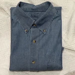 LL BEAN Mens Chambray Shirt LT Button Down Long Sleeve 100% Cotton - Picture 1 of 10