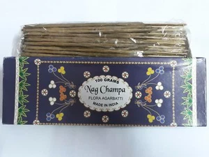 Bastoncini di incenso Nag Champa Agarbatti 100 grammi Flora Agarbatti - Foto 1 di 1