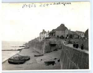 Foto de colección 1953, Mar del Norte, playa/muelles, Sheringham Inglaterra, JNHC 4,5x3,5 - Imagen 1 de 2