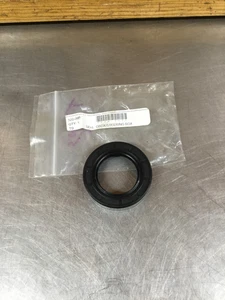 Triumph TR2-TR4A TR250 TR6 • Aftermarket Front Gearbox Oil Seal. KT1659 - Bild 1 von 5