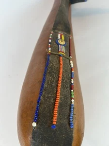 Cuerno de cantimplora de calabaza estilo tribal con cuentas - Decoración de cuero inspirada en los nativos americanos - Imagen 1 de 20