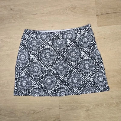 Soybu Sport Black and White Golf/tennis Skort Size Medium - Image 1 of 4