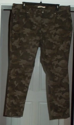 Women's LEVI'S 311 Shaping Skinny Stretch Camouflage Pants Jeans Plus Size 22W - Image 1 of 4