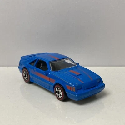 Ford Mustang SVO 1984 84 carrocería Fox coleccionable escala 1/64 diecast modelo diorama Foto 1 de 4