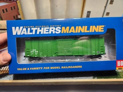 Walthers MainLine 910-46001 Burlington Northern 214215 50' ACF Boxcar Like newHO - Image 1 of 4