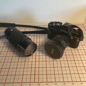 Konica Autoreflex TC 35mm Film Camera w MACRO AR 80-200mm Zoom Lens & Vivitar 28