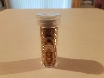Virginia 2000 D State Quarter uncirculated Roll 40 coins in Plastic Tube - Image 1 of 2