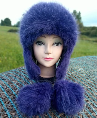 Cappello invernale da donna in pelliccia sintetica viola. Cappello... - Immagine 1 di 4