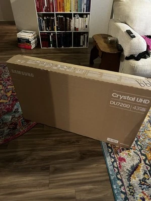 Smart TV Samsung DU7200 43 pulgadas cristal 4K UHD (2024) Foto 1 de 4