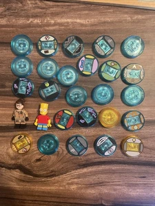 25 etiquetas de juguete Lego Dimensions azules y amarillas soporte discos originales más 2 minions - Imagen 1 de 16