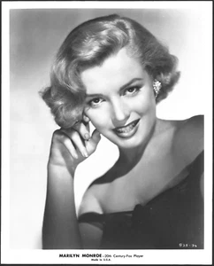 HOLLYWOOD MARILYN MONROE ACTRESS EXQUISITE GLAMOUR VINTAGE ORIGINAL PHOTO - Picture 1 of 2