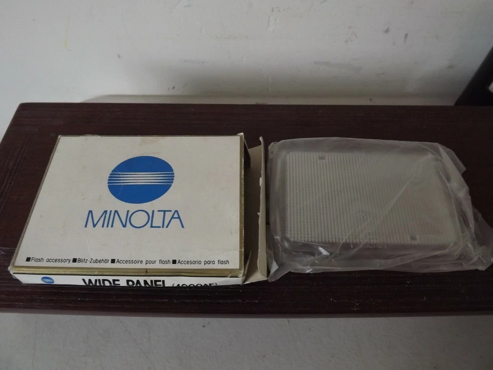 ДИФФУЗОР ВСПЫШКИ MINOLTA ШИРОКАЯ ПАНЕЛЬ 4000AF НОВЫЙ ИЗ СТАРЫХ ЗАПАСОВ - Изображение 1 из 1