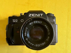 ZENIT 122 SOVIET SLR VINTAGE CAMERA HELIOS 44 M-6 58mm 1:2 M52x0,75 US SELLER K7 - Picture 1 of 17