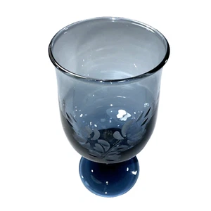 Pfaltzgraff Yorktowne Style Blue Etched Wine Glass - Picture 1 of 4