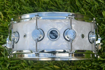 BEAUTIFUL dw USA Collectors SUPER SOLID 1/2" SOLID MAPLE SHELL SNARE DRUM! J75 - Image 1 of 4