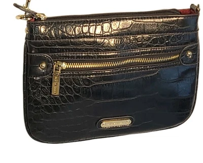 Bolso sin asas bandolera Anne Klein negro imitación cocodrilo  Foto 1 de 4
