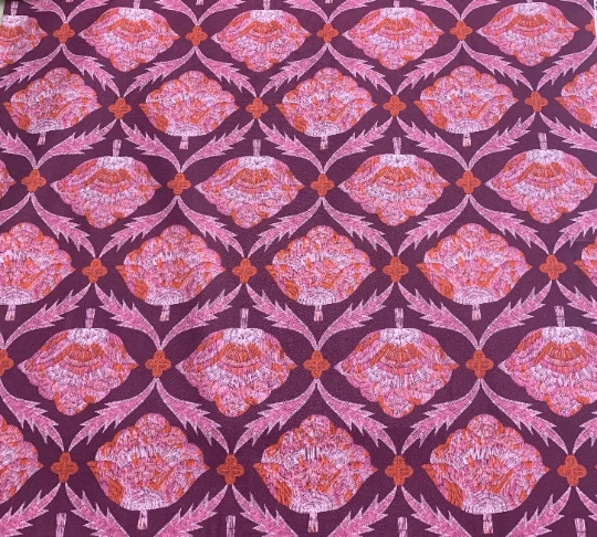 Flor de ciruela con varios bordados - invernadero - por Emily Taylor para tela de algodón Figo Foto 1 de 1