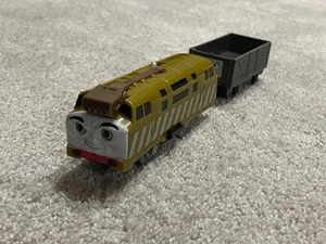 Trackmaster Thomas and Friends “Diesel 10” with extra car from 2006 - Bild 1 von 9