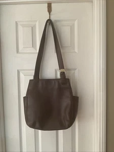 NINA RICCI HANDTASCHE/ GELDBÖRSE BRAUN FARBE  - Bild 1 von 10