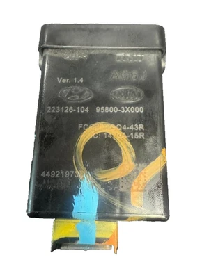 2012-2015 KIA RIO ДАТЧИК ДАВЛЕНИЯ В ШИНАХ P/N 95800-3X000 ПОДЛИННЫЙ OEM Б/У ДЕТАЛЬ - Изображение 1 из 4