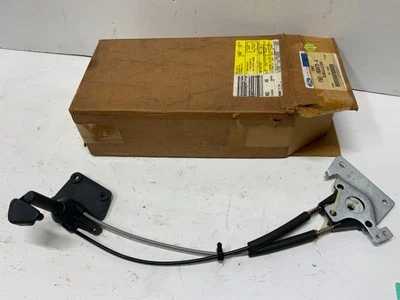 1995-2003 FORD WINDSTAR POWER QUARTER WINDOW REGULATOR ASSEMBLY  F58Z-1630478-A - Image 1 of 4