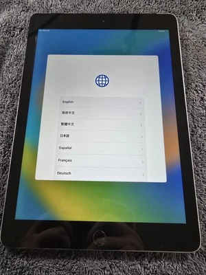 Apple iPad 6th Gen A1954 Wi-Fi+Cellular Needs Digitizer Read Description - Image 1 of 2