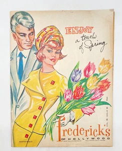 Frederick's of Hollywood 1966 Catalog No. 89 Bullet Bra Bikinis Dresses Shoes - Foto 1 di 10