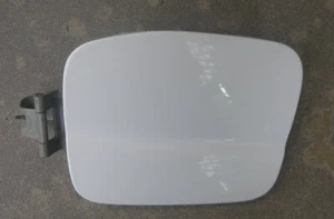 2004 SUBARU FORESTER GAS FUEL DOOR LID COVER OEM - Picture 1 of 2