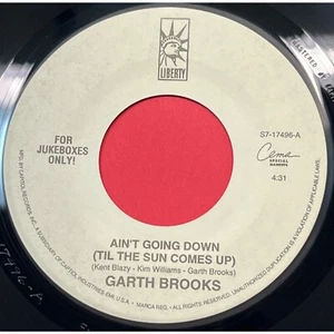 Garth Brooks Ain't Going Down / Kickin' and Screamin' 45 Country Liberty Jukebox - Picture 1 of 4