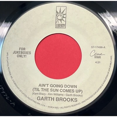 Garth Brooks Ain't Going Down / Kickin' and Screamin' 45 Country Liberty Jukebox - Image 1 of 4